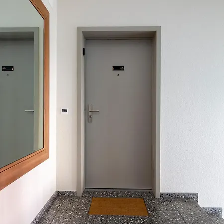 Apartment Kaya 4a - Downtown 2br With Balcony