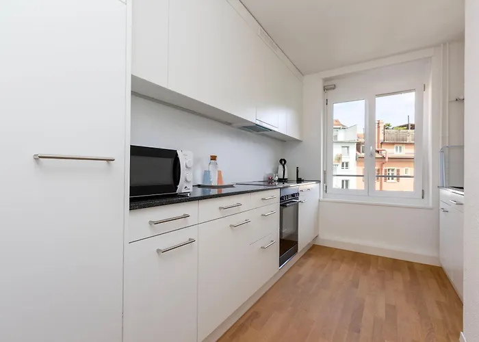 Kaya 4a - Downtown 2br With Balcony * 취리히