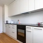 Апартаменты Kaya 4a - Downtown 2br With Balcony *